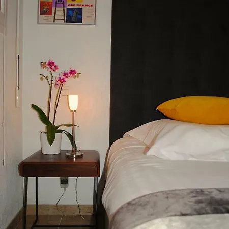 Climatise / Terrasse A 2 Min De La * LʼÎle-Rousse