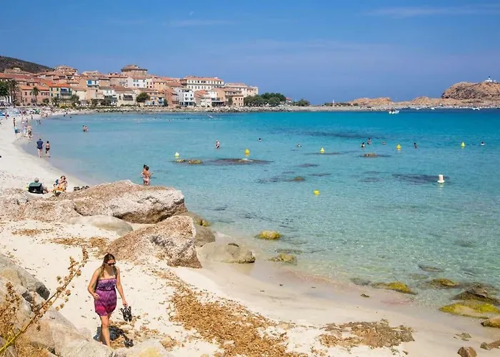 Climatise / Terrasse A 2 Min De La شقة LʼÎle-Rousse