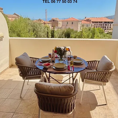 Climatise / Terrasse A 2 Min De La * LʼÎle-Rousse