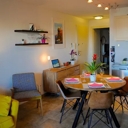 Climatise / Terrasse A 2 Min De La *