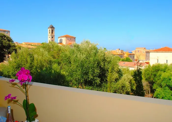 Climatise / Terrasse A 2 Min De La 公寓