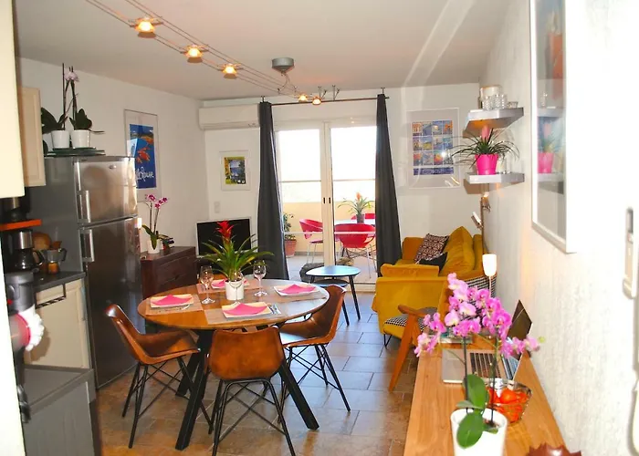 Climatise / Terrasse A 2 Min De La * LʼÎle-Rousse