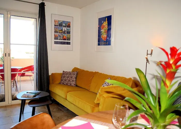 公寓 Climatise / Terrasse A 2 Min De La LʼÎle-Rousse