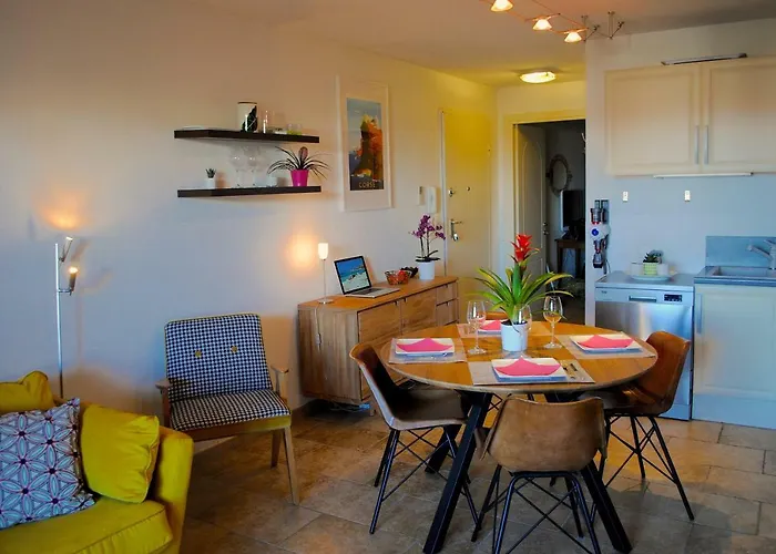 Climatise / Terrasse A 2 Min De La *